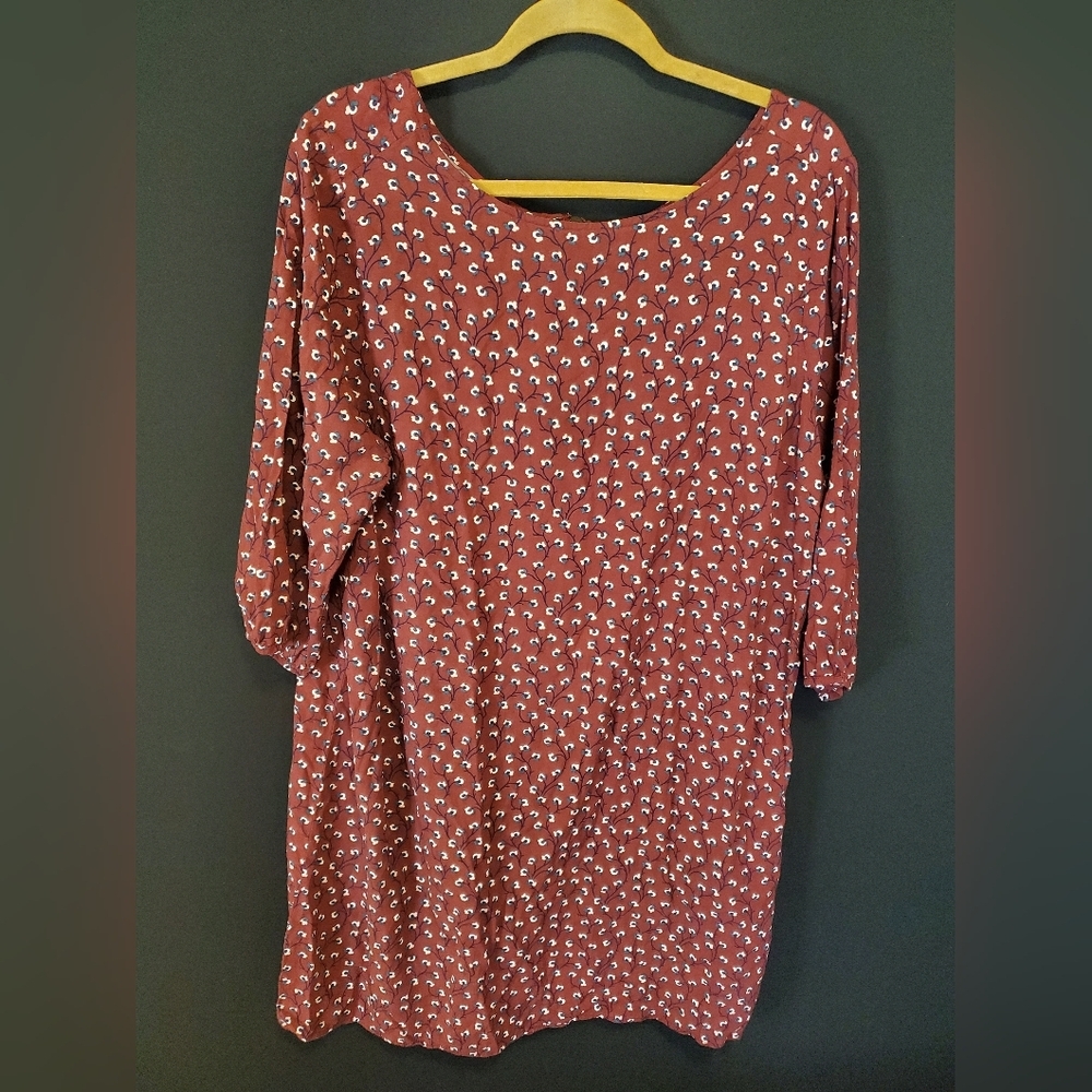 Old Navy Red Dainty Floral Dress